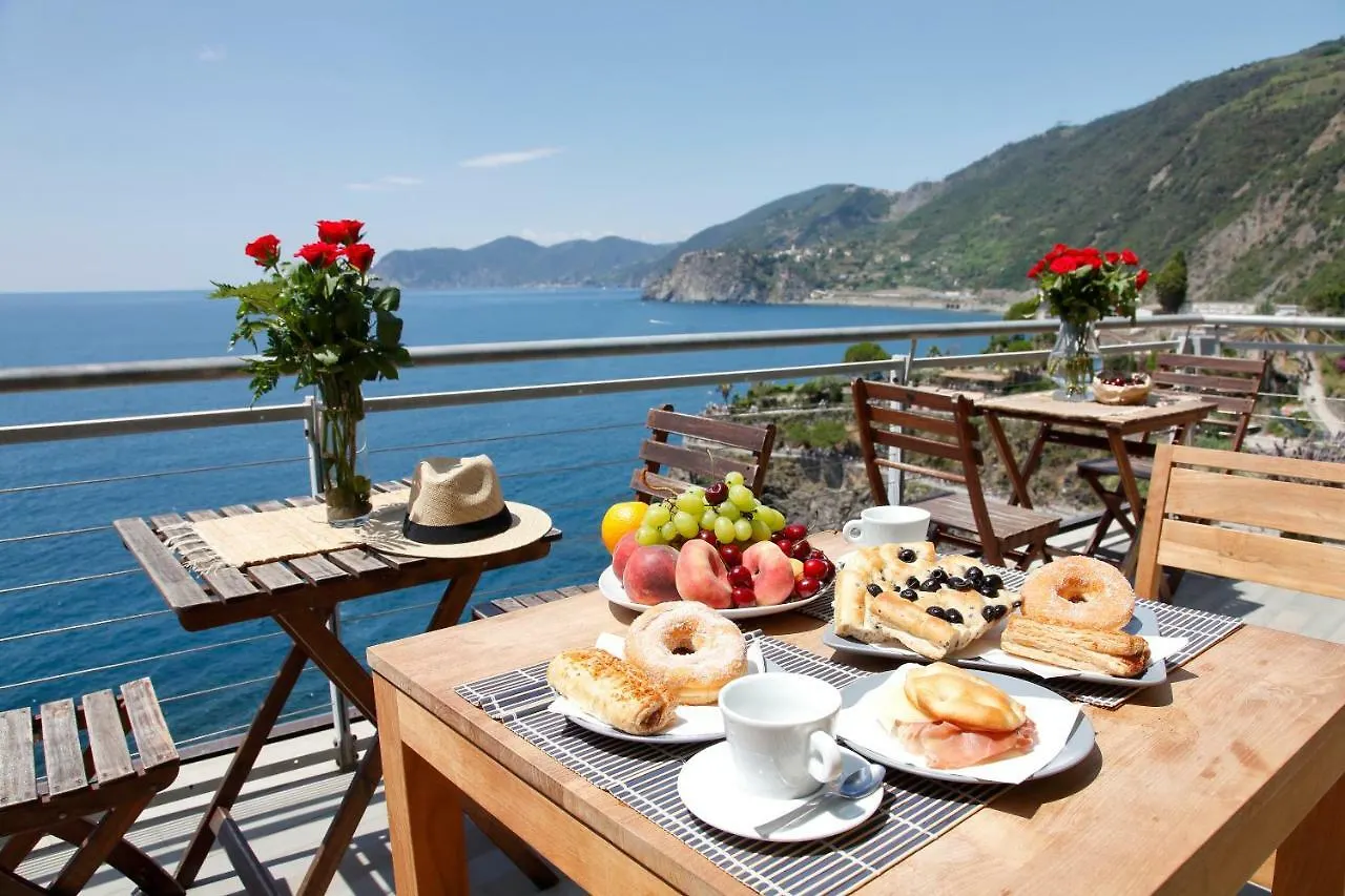 Hotel Arpaiu Manarola 0*,