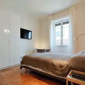 downtown-apartment-merlo.it-lombardy.com/