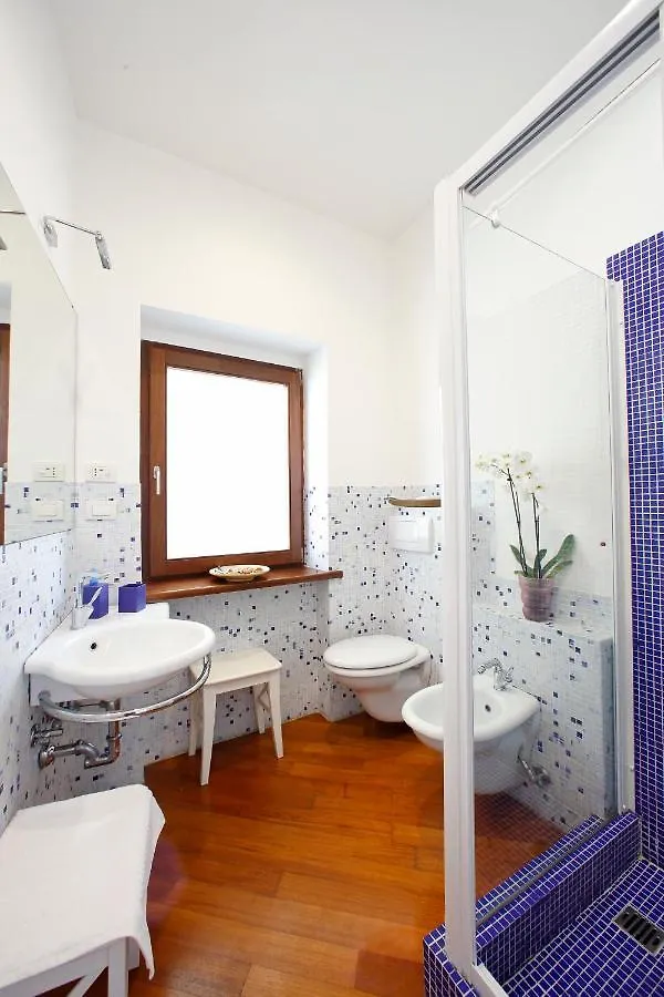 Arpaiu - Odeyo Sas Guest House Manarola 0*,  Italy