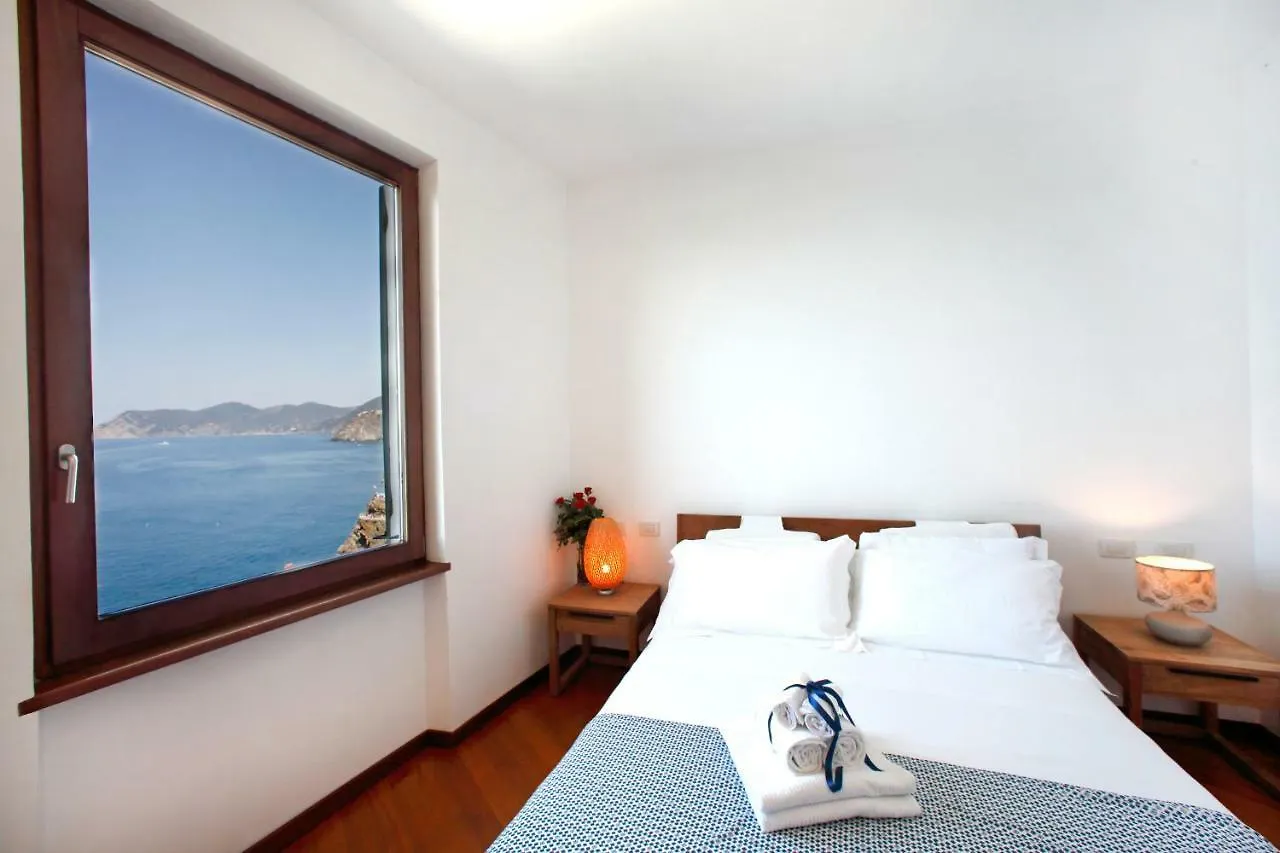 Arpaiu - Odeyo Sas Guest House Manarola Italy